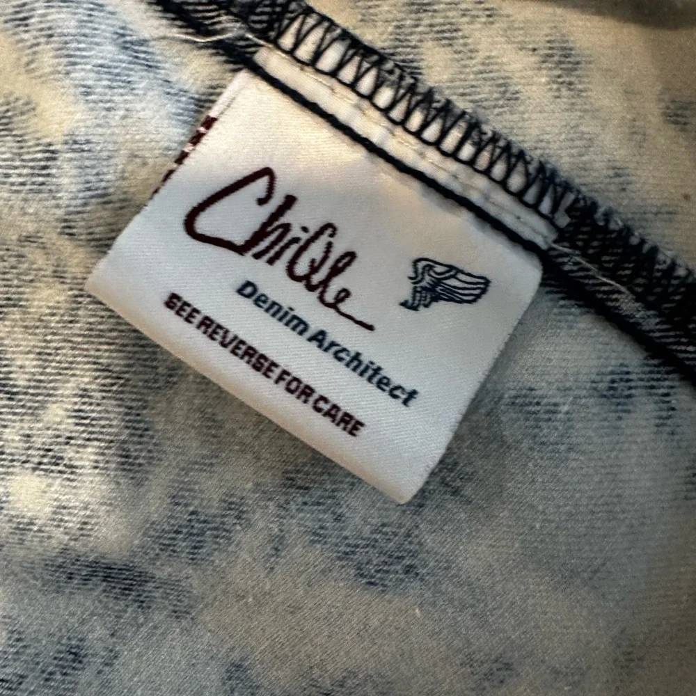 VTG ChiQle Y2K Acid Wash. Stone Wash. Denim Vest. Button Up Sleeveless Collared